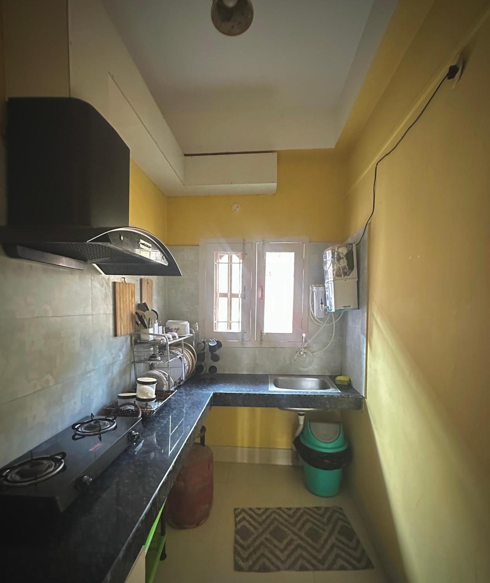 Three Little Birds Homestay Guwahati Exterior foto